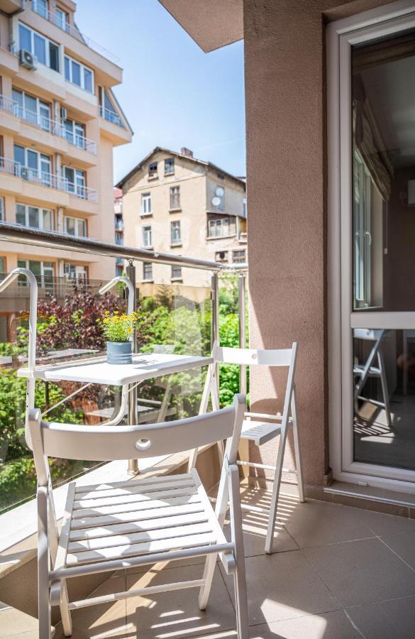 Elegant Spotless Apartment In Sofia Center Exterior foto
